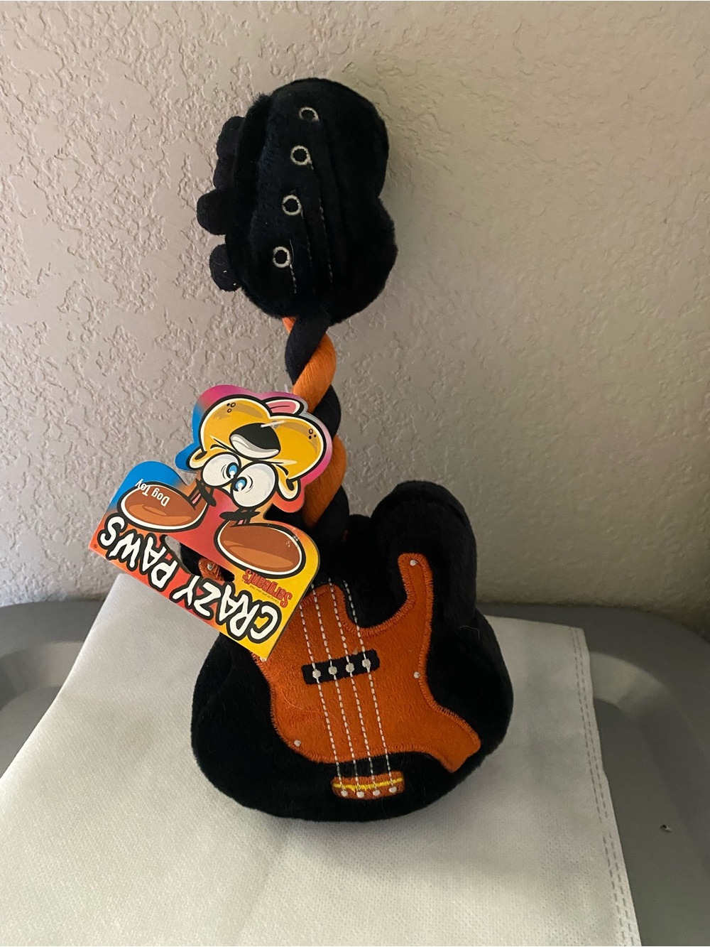 NWT Sergeants Dog Toy Plush Guitar With Rope Squeaky Black Orange 11" Crazy Paws